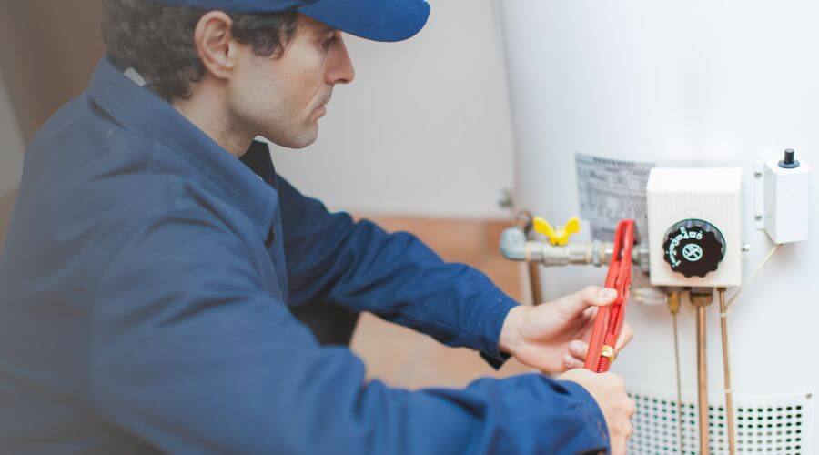 Local tankless water heater installation in Delavan, MN